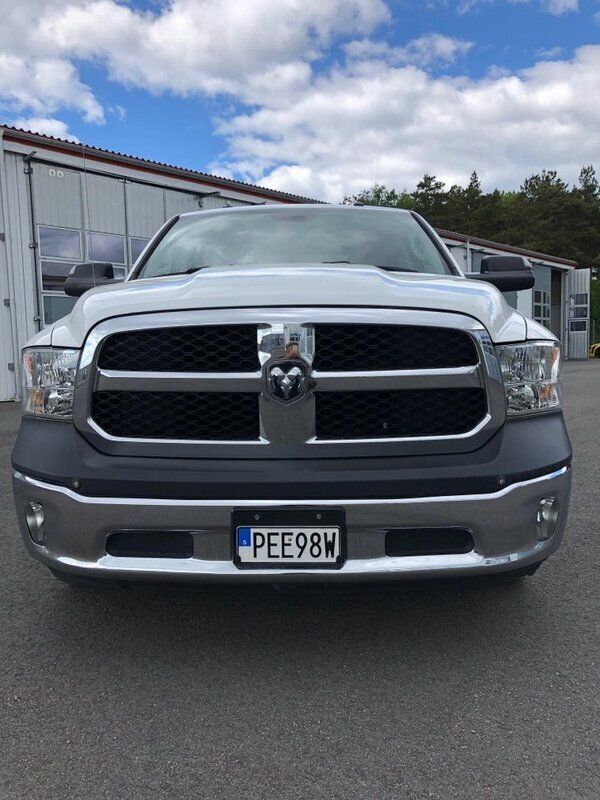 Vit Begagnad 2017 RAM 1500 Pickup | 290 000 kr - Bild 1/4