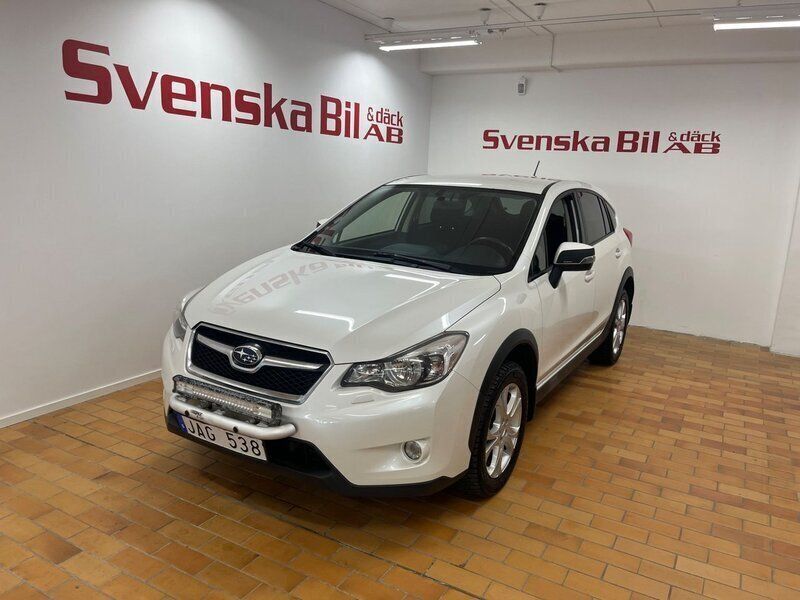 Vit Begagnad 2012 Subaru XV SUV | 98 000 kr (Lite dyr) - Bild 1/4