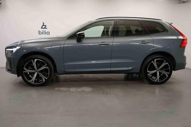 Grå Begagnad 2022 Volvo XC60 SUV | 519 900 kr (Dyr) - Bild 1/1