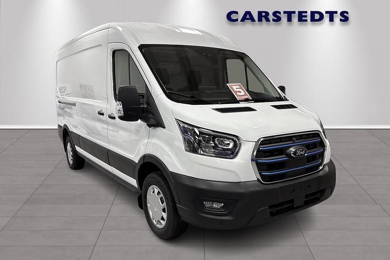Vit Begagnad 2023 Ford E-Transit Van | 399 900 kr - Bild 1/4