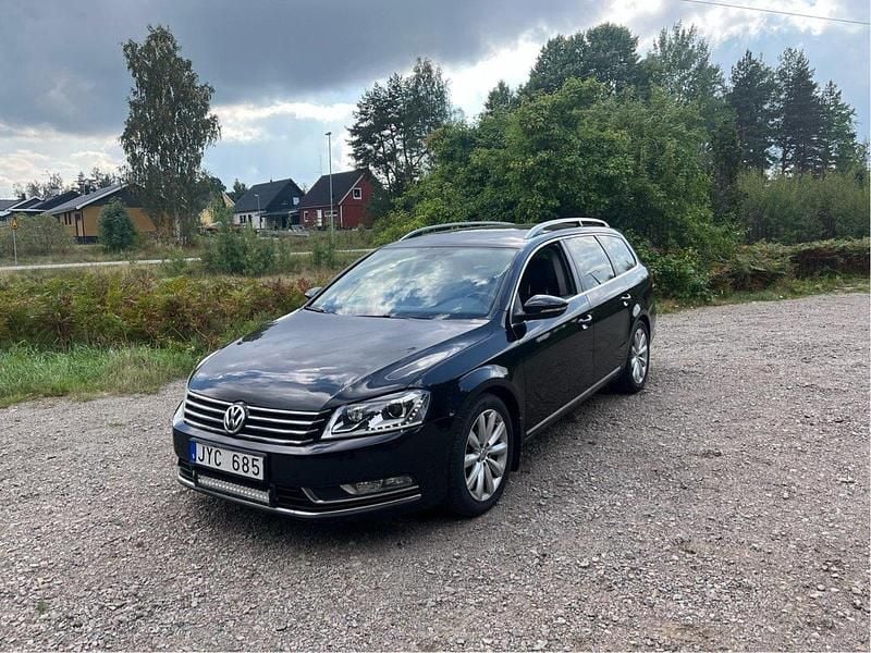 Svart Begagnad 2012 VW Passat GT Kombi | 61 900 kr (Marknadspris) - Bild 1/4