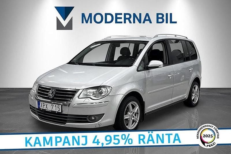 Silver Begagnad 2007 VW Touran Highline Minibuss | 29 900 kr - Bild 1/4