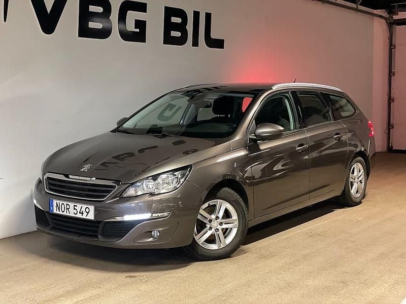 Begagnad Peugeot 308 SW Active 131 HK (96 kW) 2014 Okänd Kombi