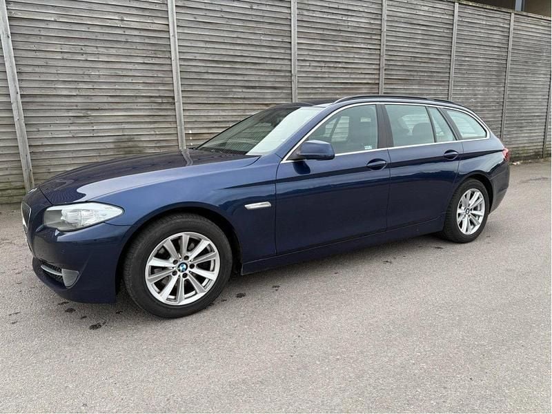Begagnad 2012 BMW 520 Kombi | 80 000 kr (Bra pris) - Bild 1/4