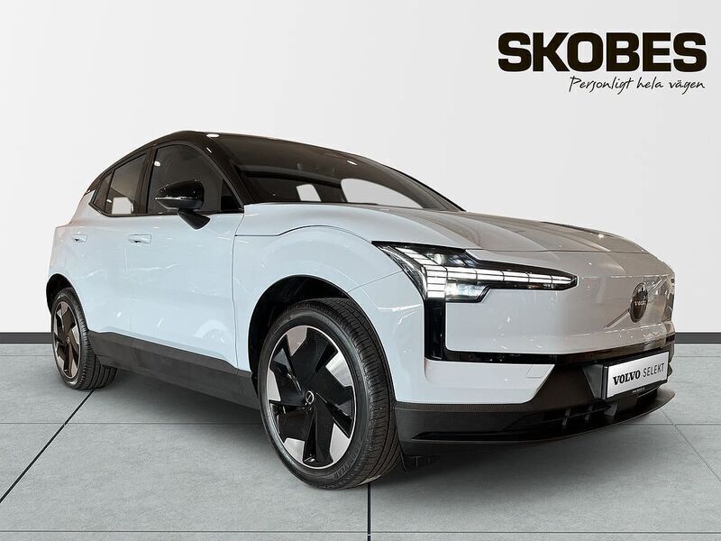 Ljusblå (blå) Begagnad 2024 Volvo EX30 Plus SUV | 429 900 kr (Lite dyr) - Bild 1/3