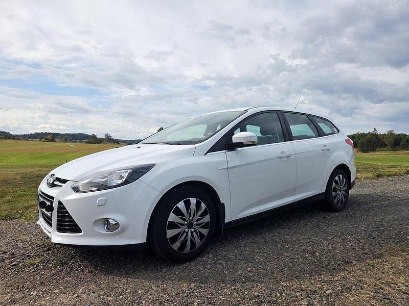 Begagnad 2012 Ford Focus Kombi | 52 500 kr - Bild 1/4