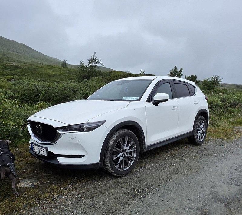 Vit Begagnad 2019 Mazda CX-5 SUV | 240 000 kr (Marknadspris) - Bild 1/3