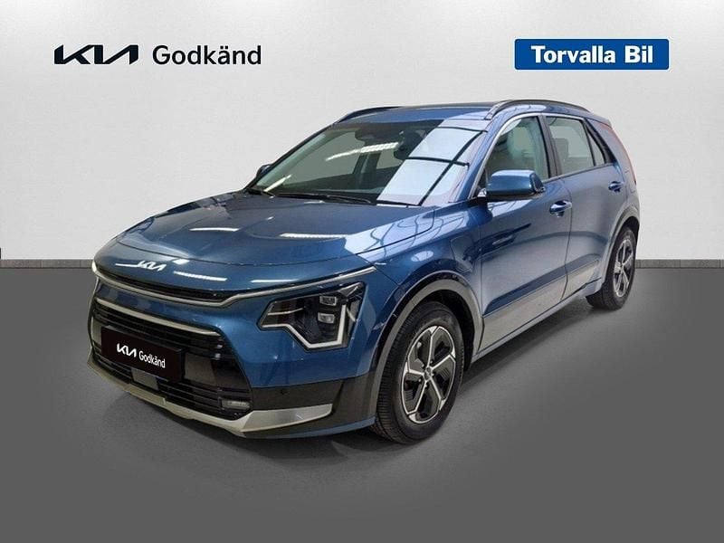 Blå Begagnad 2023 Kia Niro SUV | 299 900 kr (Superpris) - Bild 1/4