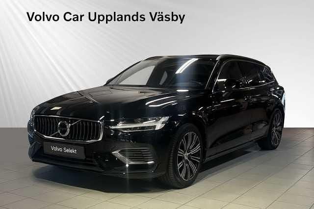 Svart Begagnad 2022 Volvo V60 Core Kombi | 334 900 kr (Bra pris) - Bild 1/3