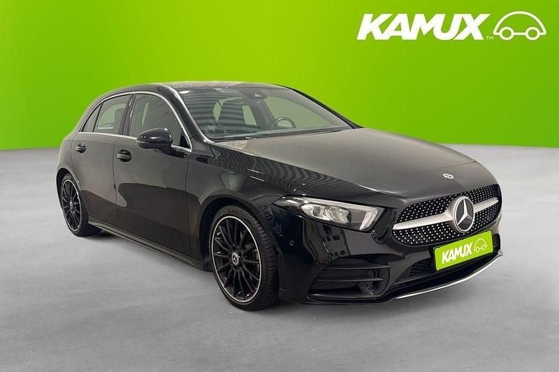 Svart Begagnad 2021 Mercedes A200 AMG Halvkombi | 242 800 kr (Bra pris) - Bild 1/4