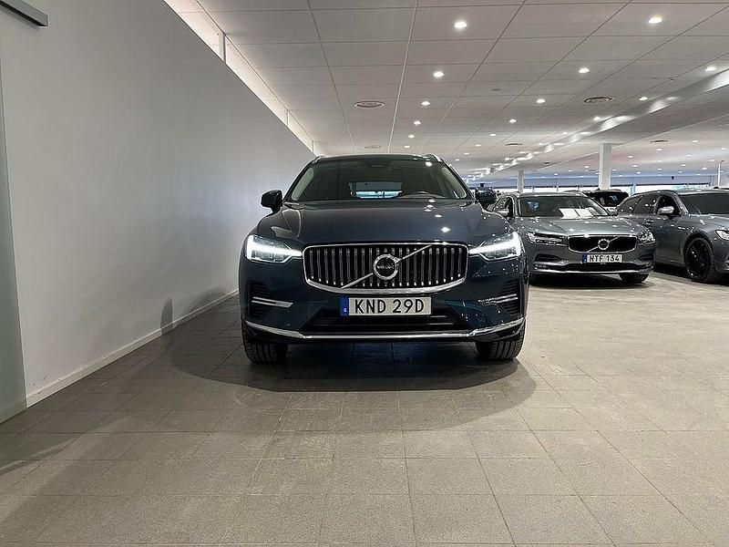Begagnad Volvo XC60 253 HK (186 kW) 2022 Blå SUV