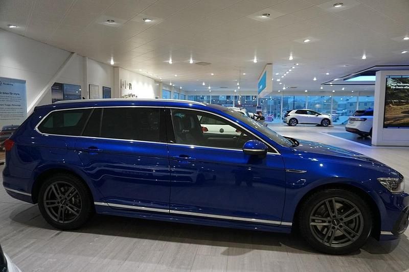 Begagnad VW Passat GTS 239 HK (175 kW) 2019 L9l9oh  lapiz blue metal Kombi