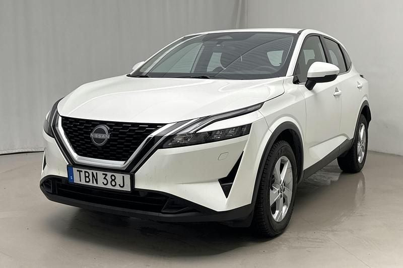 Vit Begagnad 2022 Nissan Qashqai Acenta SUV | 229 000 kr (Bra pris) - Bild 1/4