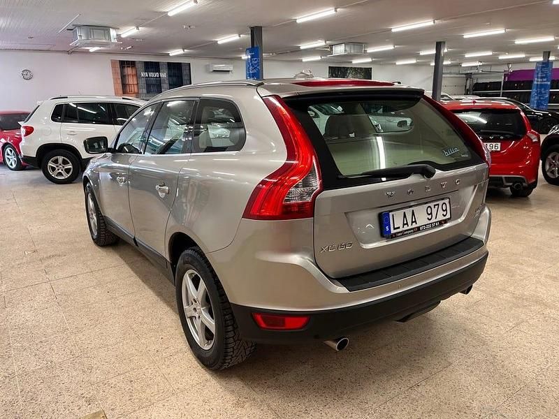 Begagnad Volvo XC60 Summum 205 HK (150 kW) 2011 Brun SUV