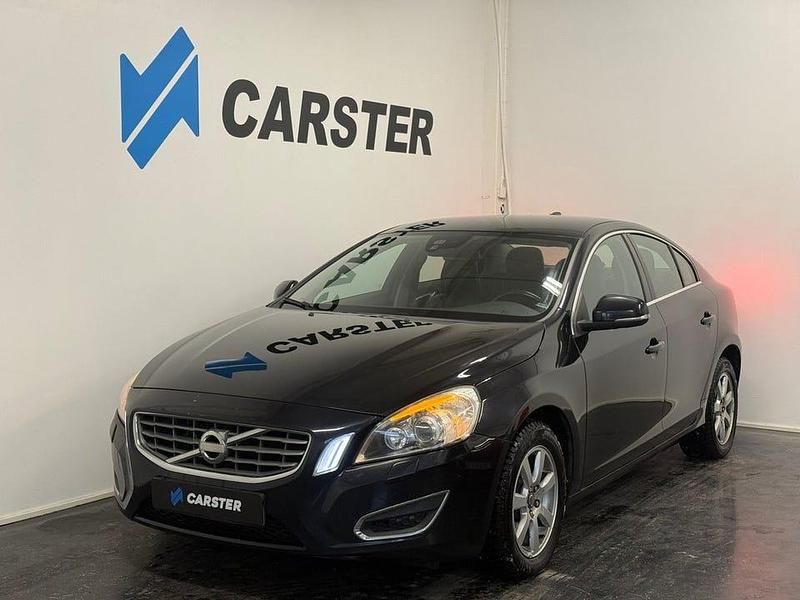 Svart Begagnad 2010 Volvo S60 Summum Sedan | 94 900 kr (Marknadspris) - Bild 1/4
