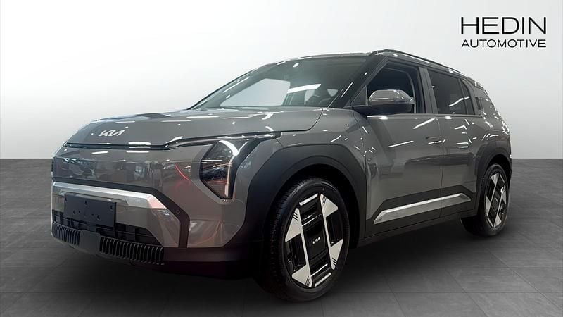 Ny 2025 Kia EV3 4 SUV | 489 900 kr (Marknadspris) - Bild 1/4