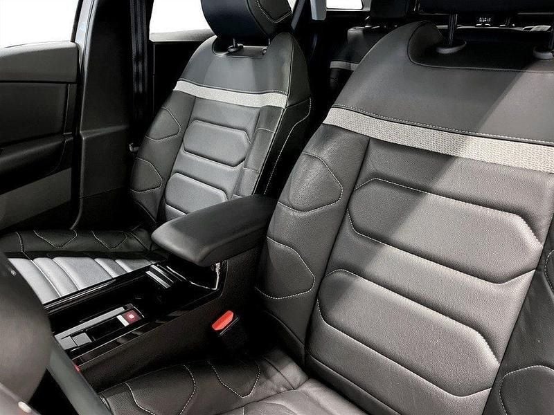 Begagnad Citroën C4 Exclusive 155 HK (114 kW) 2021 Vit Halvkombi