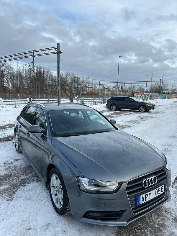 Begagnad Audi A4 136 HK (100 kW) 2013 Kombi