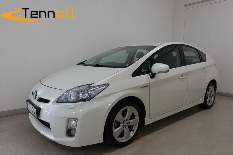 Vit Begagnad 2010 Toyota Prius Executive Halvkombi | 109 900 kr (Marknadspris) - Bild 1/4