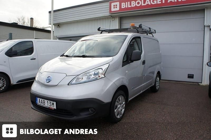 Silver Begagnad 2021 Nissan e-NV200 Minibuss | 149 900 kr (Marknadspris) - Bild 1/4