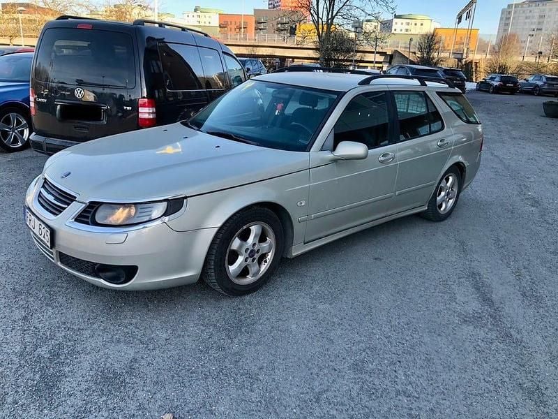 Begagnad 2007 Saab 9-5 Kombi | 15 000 kr (Marknadspris) - Bild 1/4