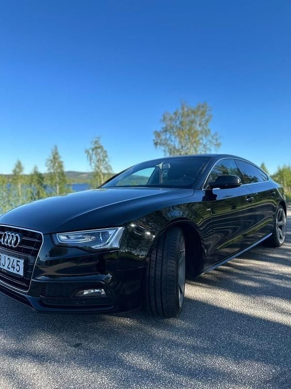 Begagnad Audi A5 Sportback 190 HK (139 kW) 2015 Svart Halvkombi
