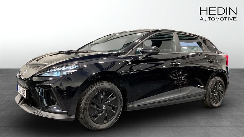 Svart Begagnad 2023 MG MG4 EV Halvkombi | 244 900 kr (Marknadspris) - Bild 1/4