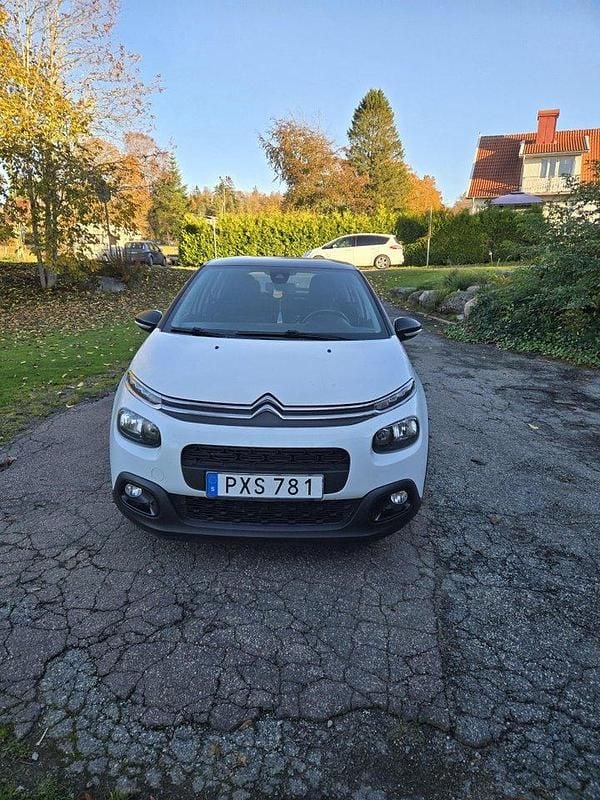 Vit Begagnad 2018 Citroën C3 Halvkombi | 75 000 kr (Marknadspris) - Bild 1/4