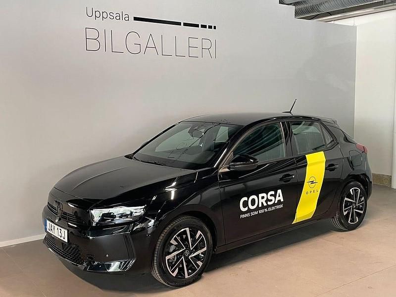 Svart Begagnad 2024 Opel Corsa Halvkombi | 194 900 kr (Marknadspris) - Bild 1/4