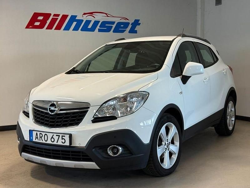 Vit Begagnad 2013 Opel Mokka SUV | 77 000 kr (Marknadspris) - Bild 1/4