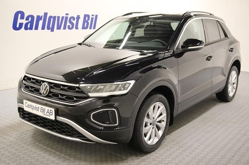 Grå (svart metallic) Ny 2024 VW T-Roc SUV | 379 000 kr - Bild 1/4