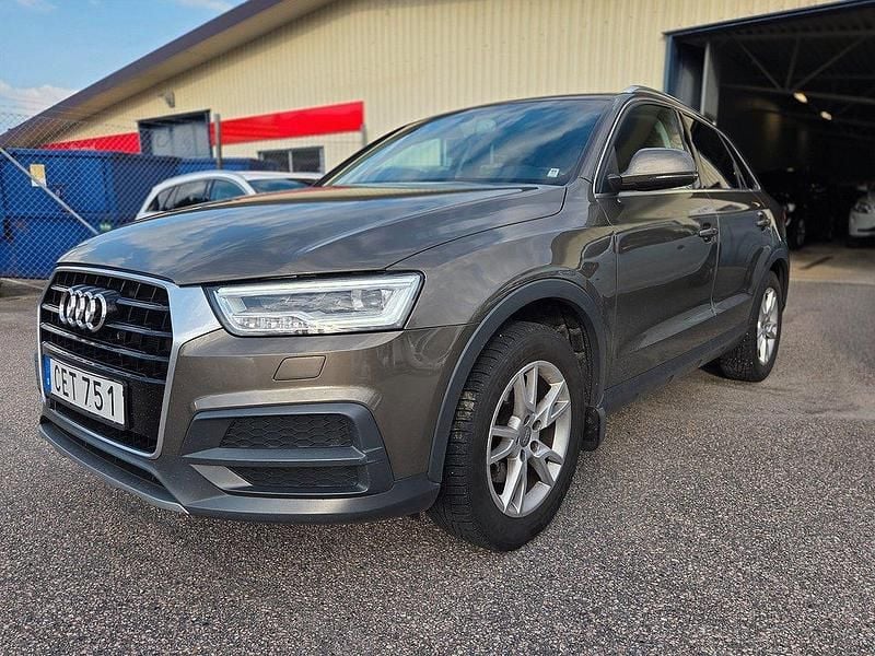 Brun Begagnad 2015 Audi Q3 SUV | 159 900 kr (Marknadspris) - Bild 1/4