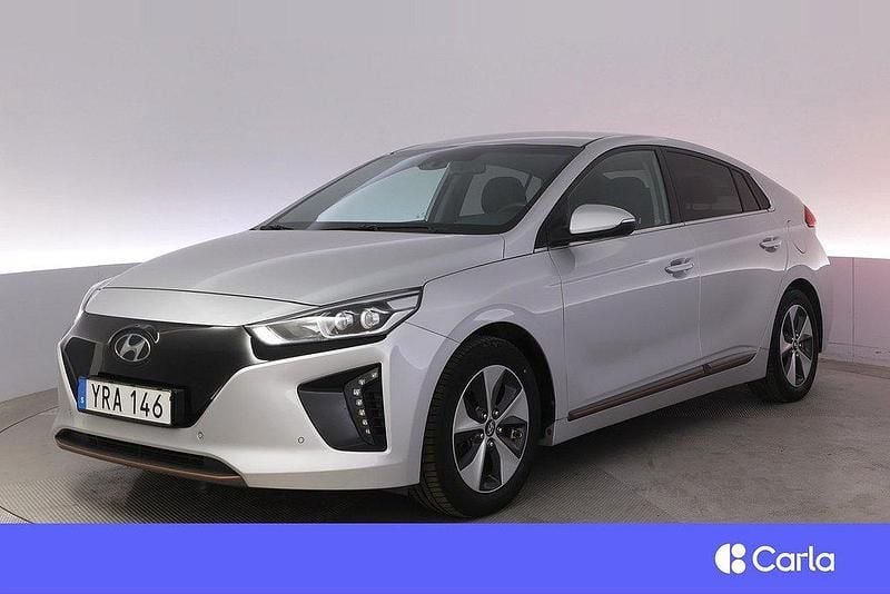 Silver Begagnad 2018 Hyundai Ioniq Premium Sedan | 172 900 kr (Marknadspris) - Bild 1/4