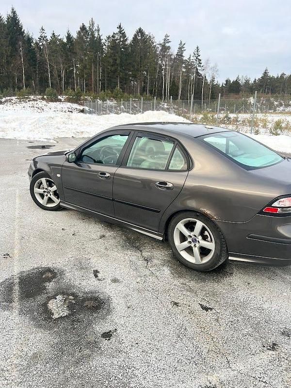 Begagnad Saab 9-3 210 HK (154 kW) 2005