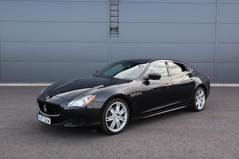 Svart Begagnad 2014 Maserati Quattroporte Sedan | 499 000 kr - Bild 1/4