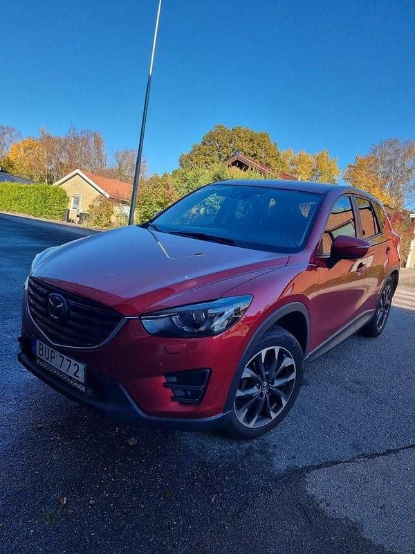 Röd Begagnad 2015 Mazda CX-5 SUV | 91 000 kr (Superpris) - Bild 1/4
