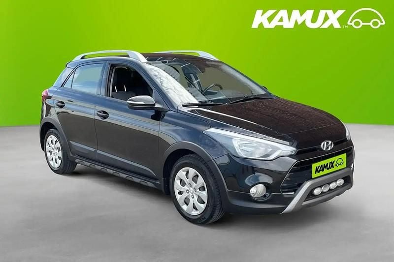 Svart Begagnad 2016 Hyundai i20 Active Halvkombi | 104 900 kr (Marknadspris) - Bild 1/4