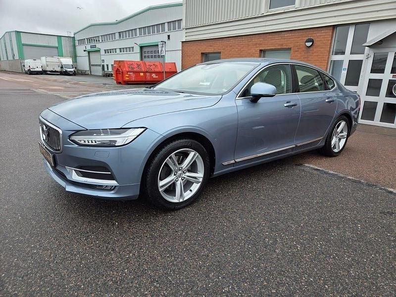 Begagnad Volvo S90 Inscription 255 HK (187 kW) 2017 Ljusblå Sedan