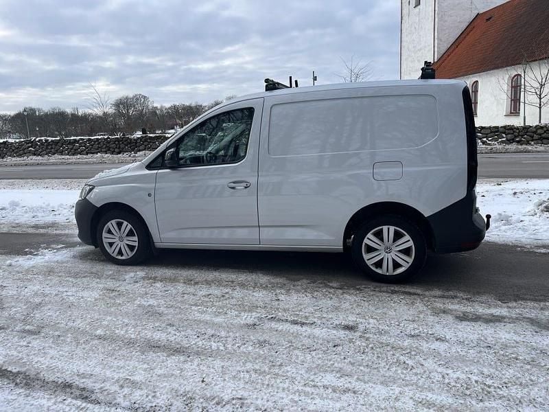 Begagnad VW Caddy 122 HK (89 kW) 2024 Minibuss