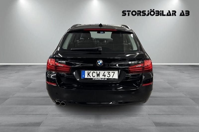 Begagnad BMW 520 190 HK (139 kW) 2017 Svart Kombi