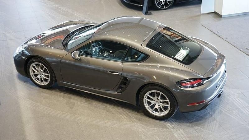 Begagnad Porsche 718 Cayman 301 HK (221 kW) 2020 Grå Sportkupé
