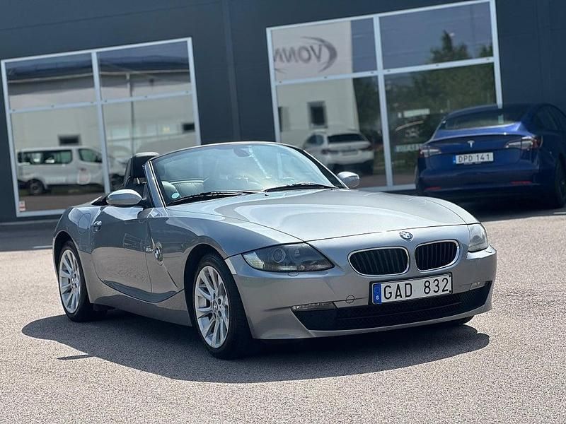 Begagnad BMW Z4 218 HK (160 kW) 2007 Ljusgrå Cab