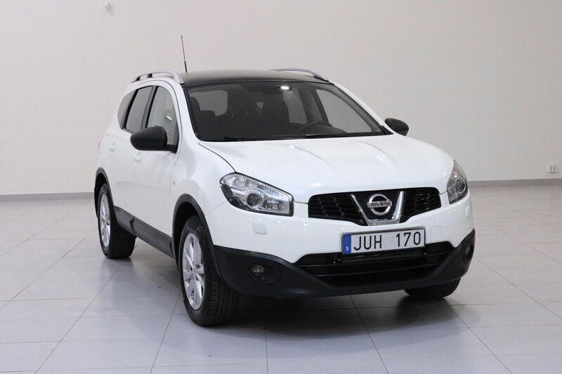 Vit Begagnad 2010 Nissan Qashqai +2 SUV | 79 900 kr (Marknadspris) - Bild 1/4