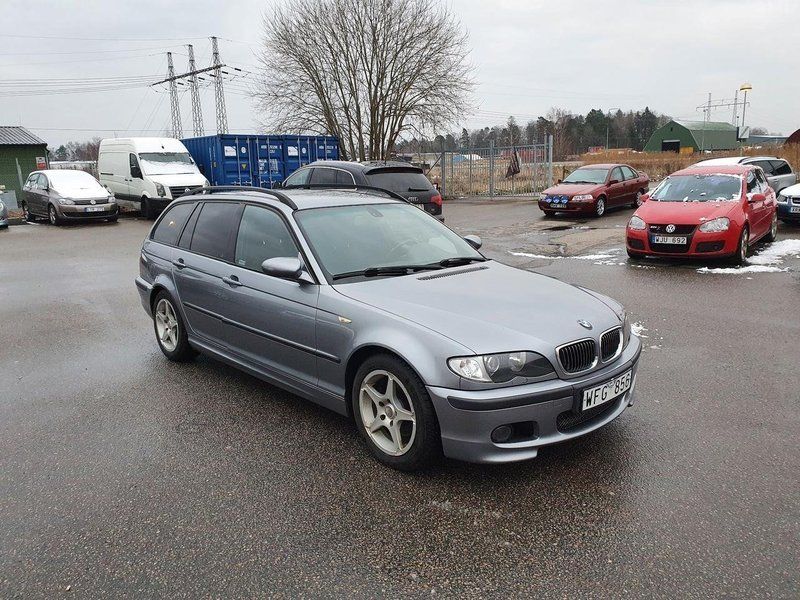 Begagnad BMW 320 M Sport 170 HK (125 kW) 2004 Ljusgrå Kombi