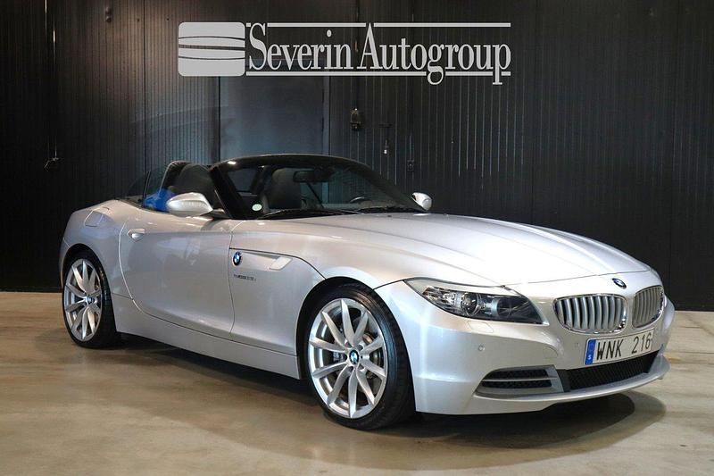 Ljusgrå Begagnad 2009 BMW Z4 Cab | 329 000 kr (Lite dyr) - Bild 1/4