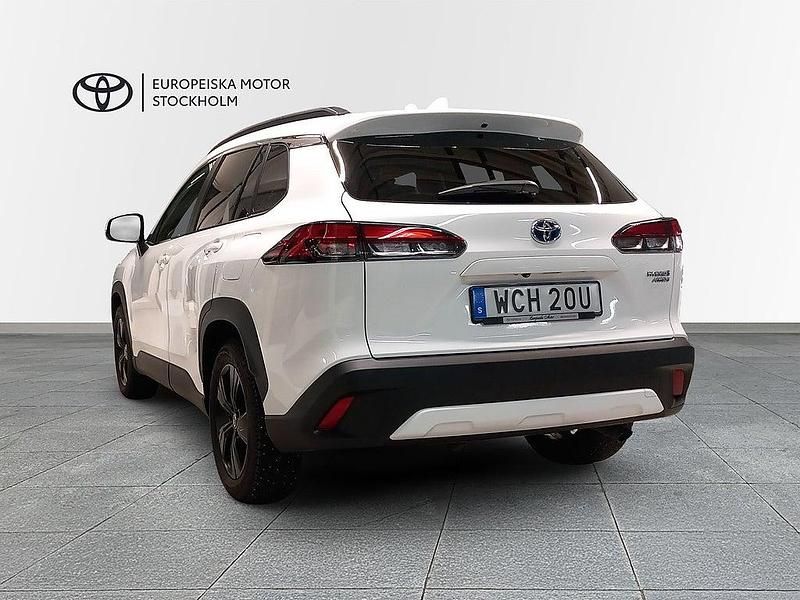 Begagnad Toyota Corolla Cross Executive 197 HK (144 kW) 2022 Vit SUV