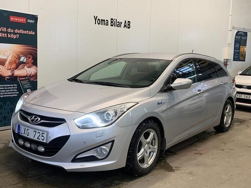 Begagnad Hyundai i40 136 HK (100 kW) 2012 Silver Kombi