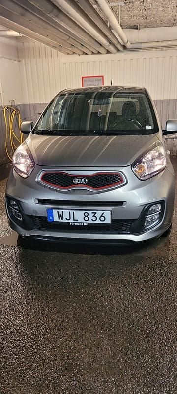 Begagnad Kia Picanto 69 HK (50 kW) 2015 Halvkombi