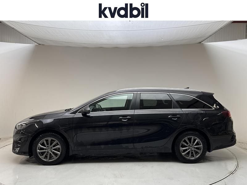 Begagnad Kia Ceed Sportswagon 141 HK (103 kW) 2023 Svart Kombi