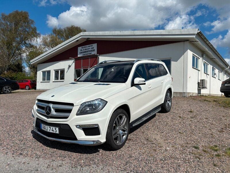 Vit Begagnad 2015 Mercedes GL350 AMG line SUV | 389 000 kr (Lite dyr) - Bild 1/4
